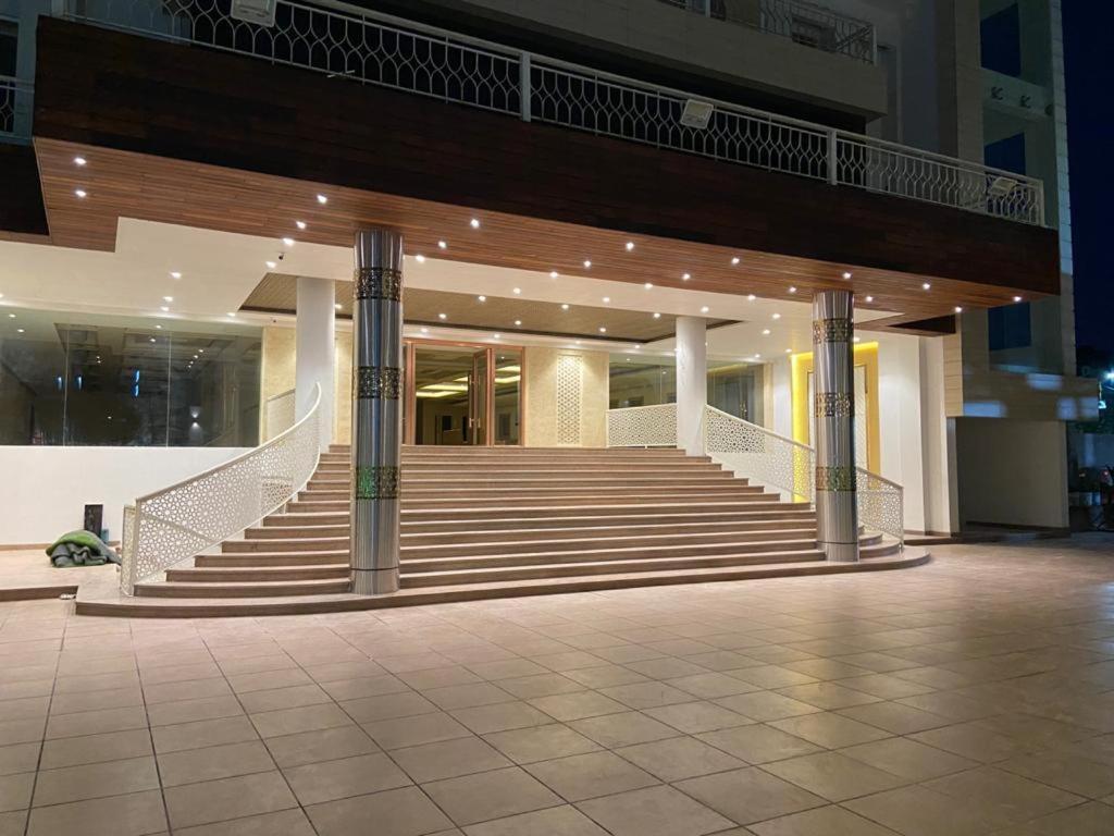 لاكناو Acco Grand Hotel المظهر الخارجي الصورة