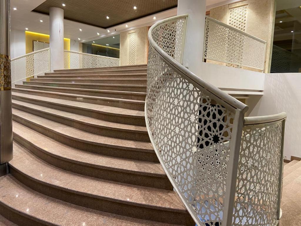 لاكناو Acco Grand Hotel المظهر الخارجي الصورة